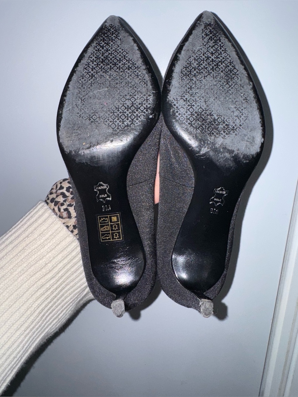 Tory Burch Black Pointed Toe Logo Flats with Embellished T Detail - Picture 4 of 7